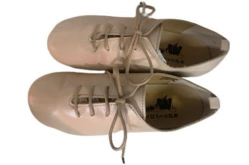 【かぼちゃの馬車CA-15 パール】ころんと靴紐シューズ